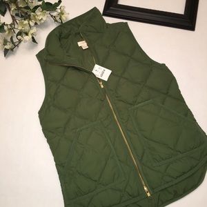 J.Crew puffer vest size XSmall NWT